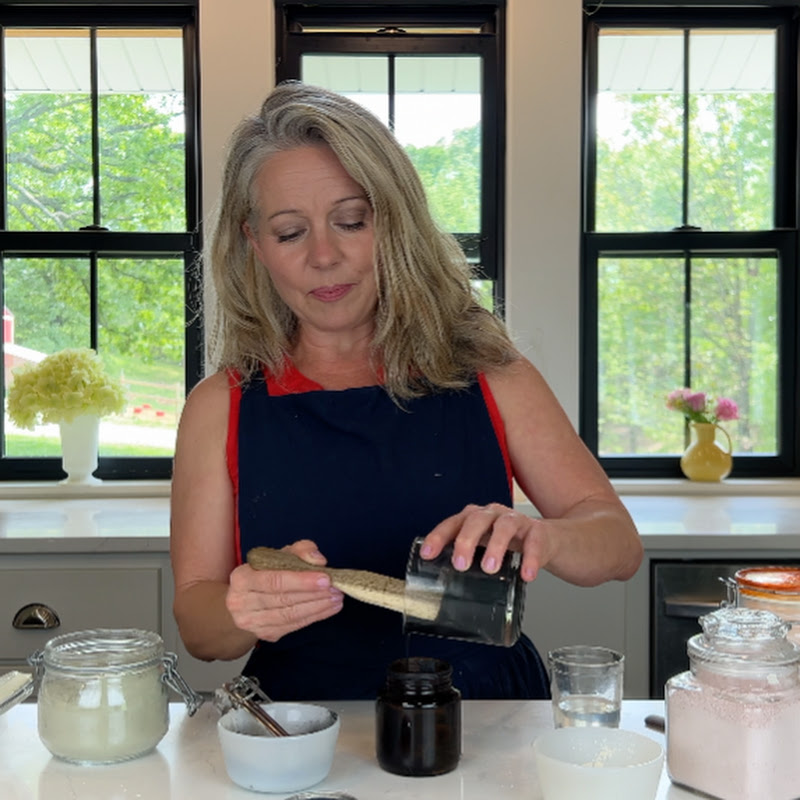 The Farmhouse Mom
