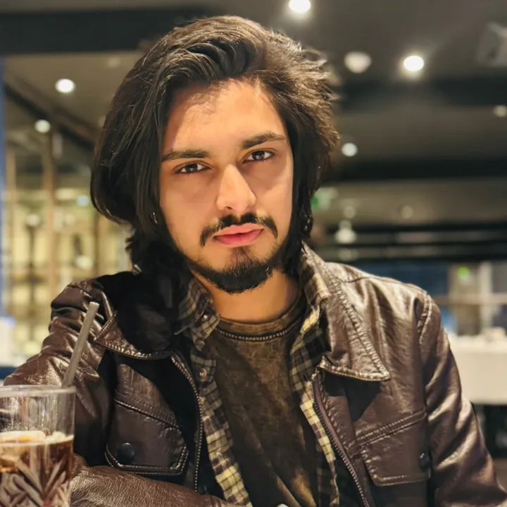 A A R A V _ T H A K U R