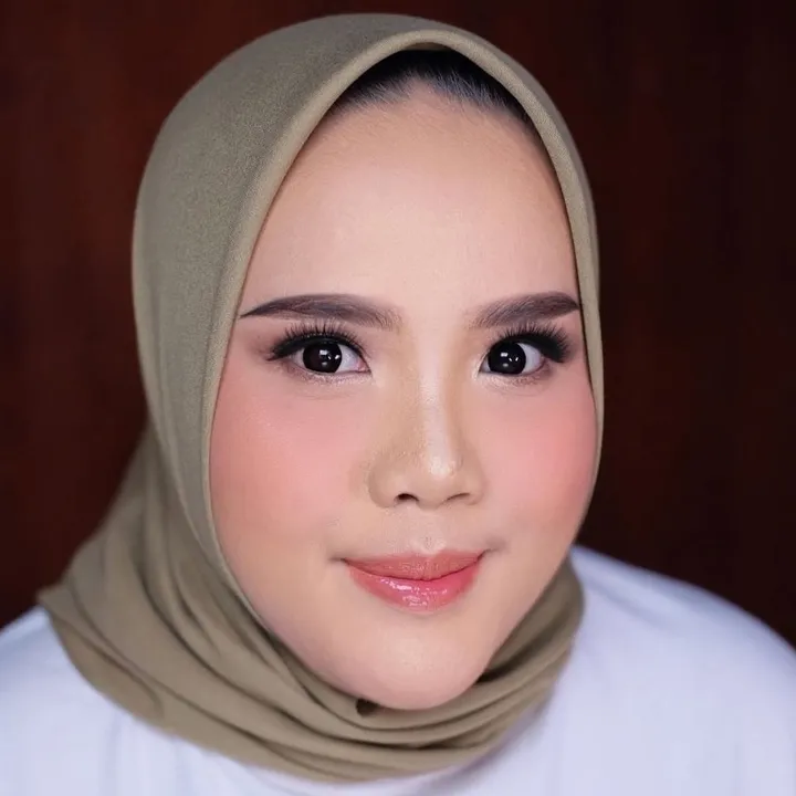 caca •