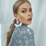 Eveline Hartl ➳ Travel Enthusiast | Professional Model | Creator