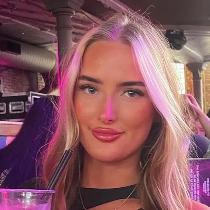 ThatGirlyUniverse🪐