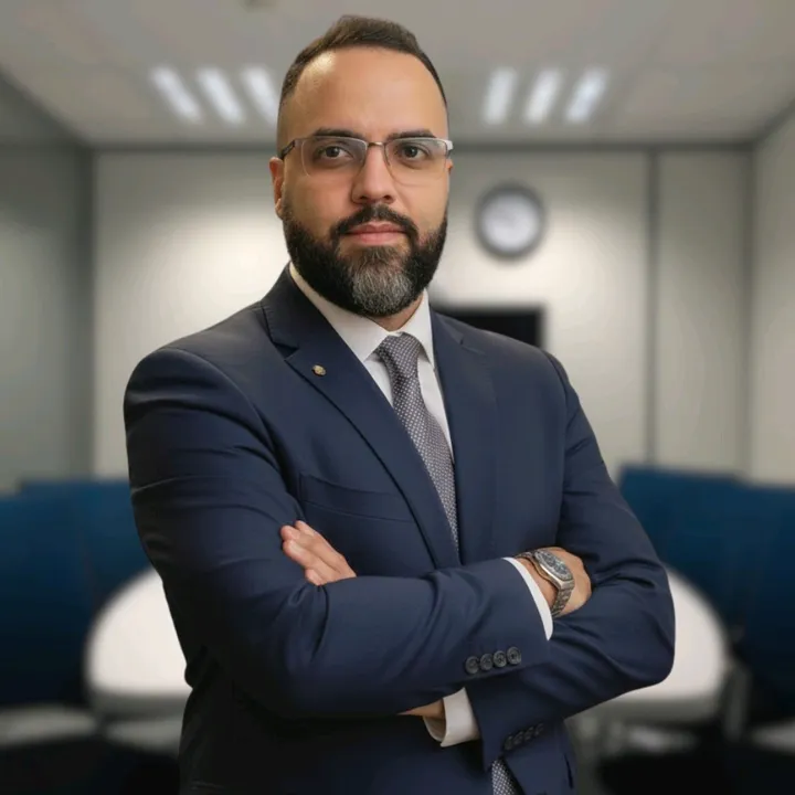John Calderón | Valor Superior