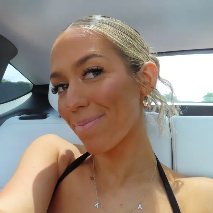Ally Christina