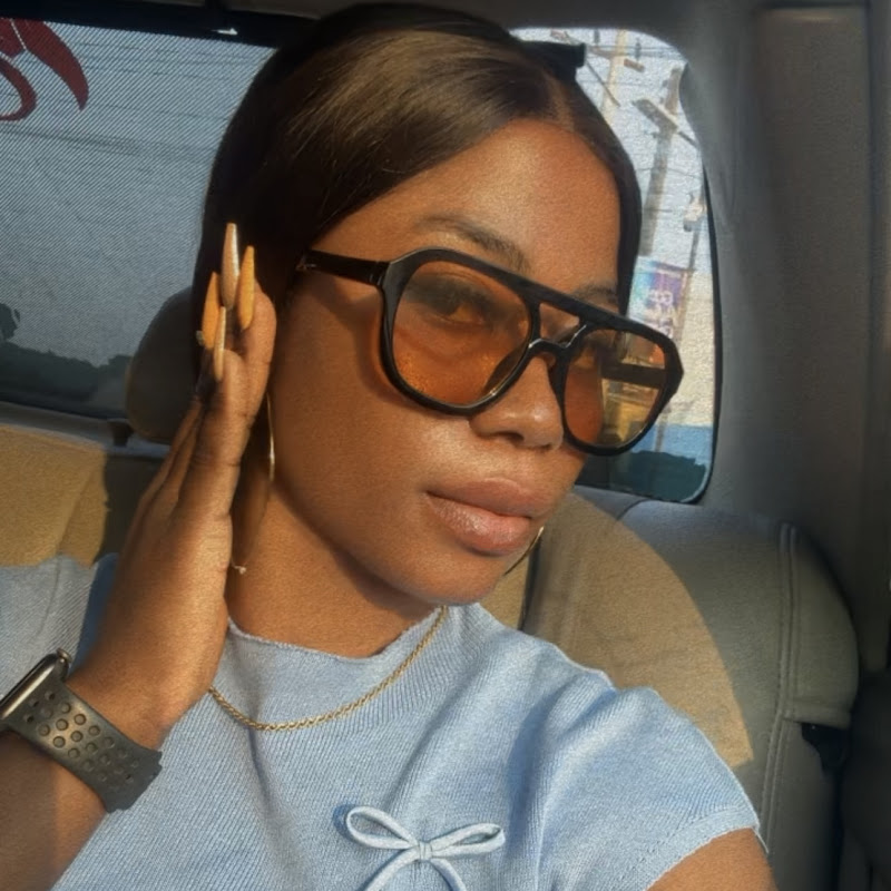 The Fab Life With Naomi 