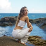 Victoire de Polignac ✺ Sports Physio & Yoga Teacher योग