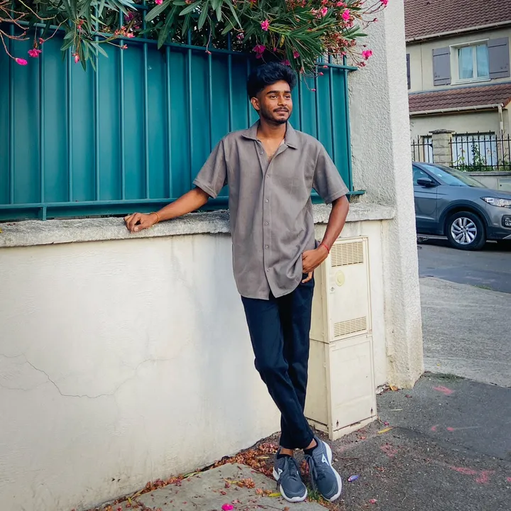 MR.Tishanth 🇫🇷