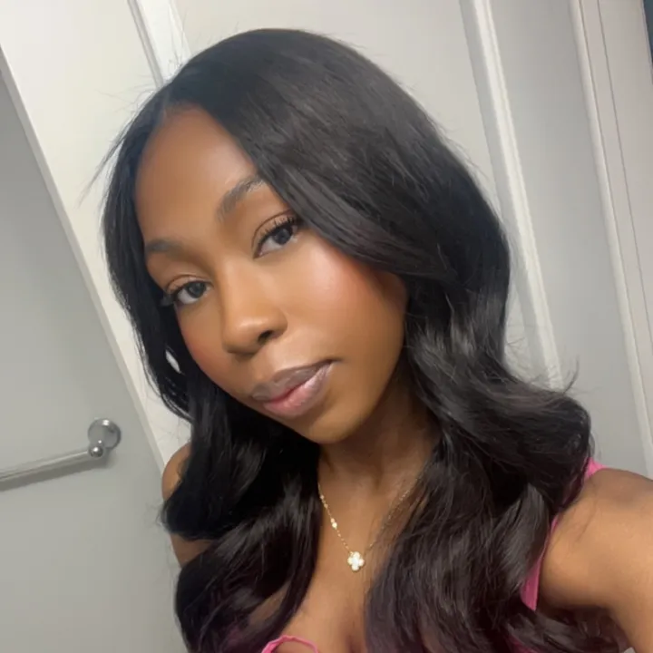 Kayla Henry | beauty&vlogs🌸