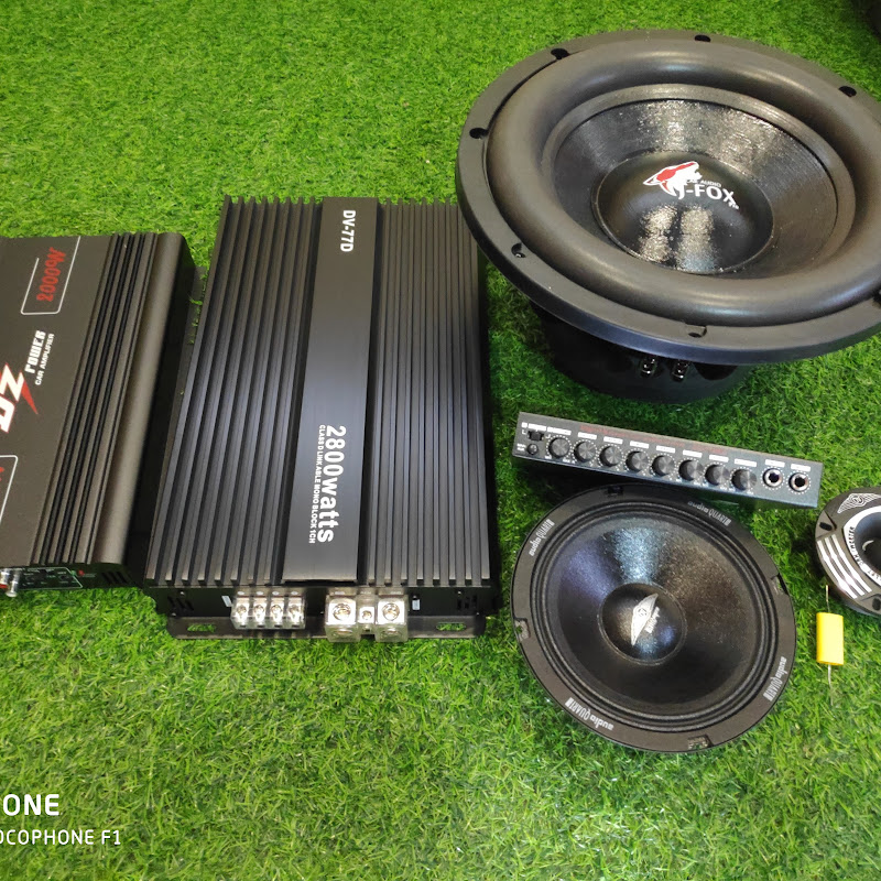 អ្នកលក់គ្រឿងធុងបាស(បាត់ដំបង)