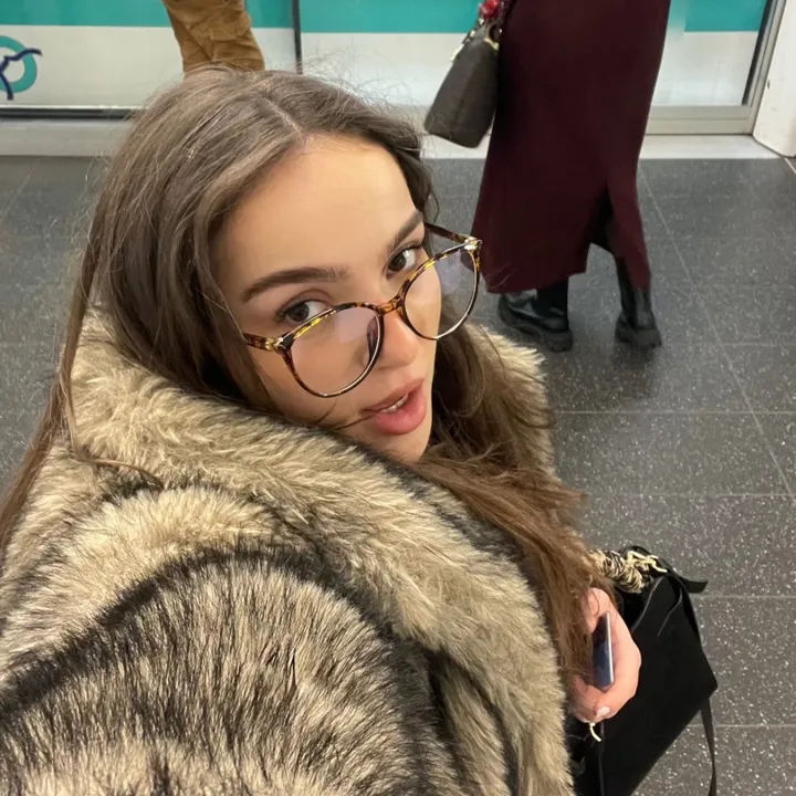Feyza | PT Personaltrainerin