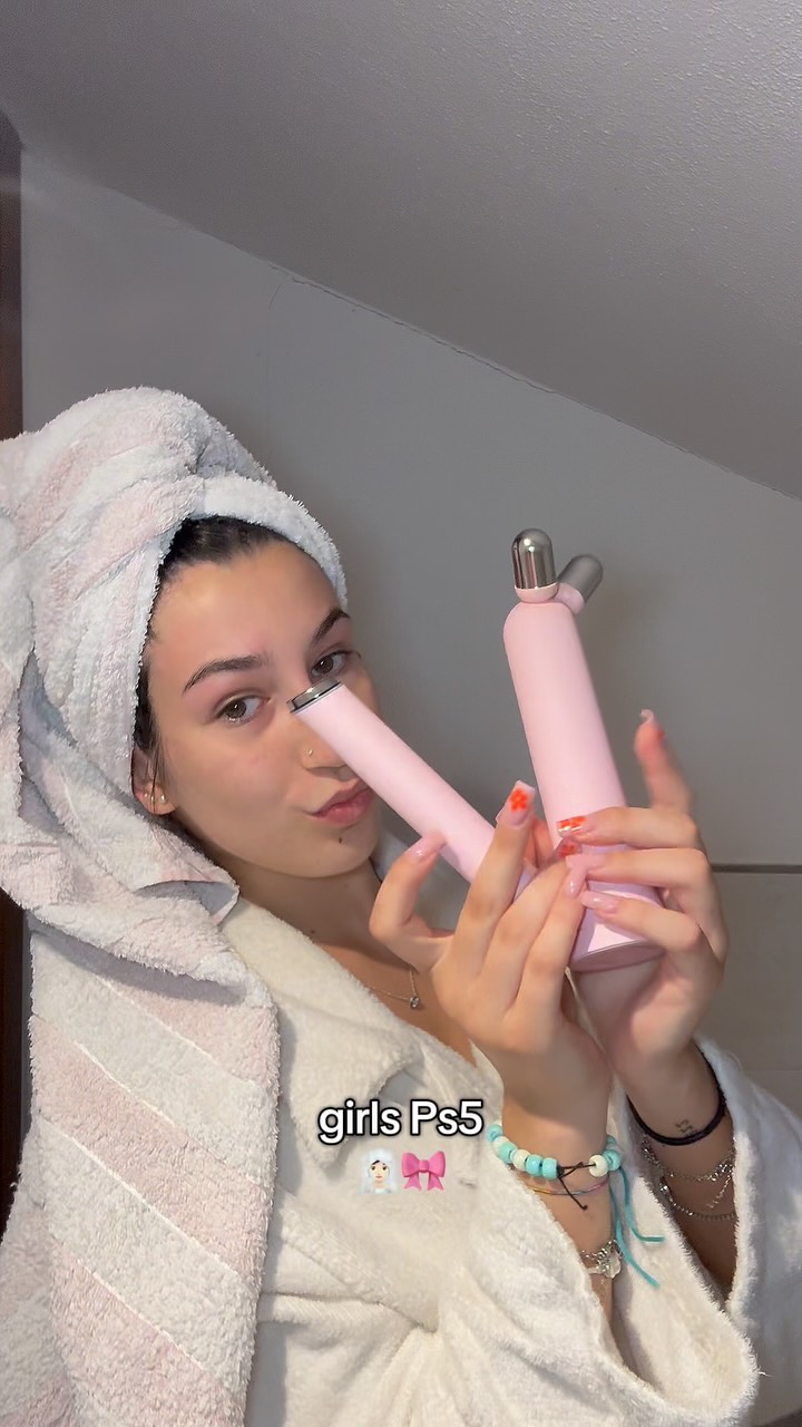 I love it! Thank u so much✨🫶🏻🧖🏻‍♀️ @medicube_global_official 
 
Code:MARGHY29 on @yesstyle 🛍️

#ad #gifted #medicube #yesstyle #yesstyleinfluencers
