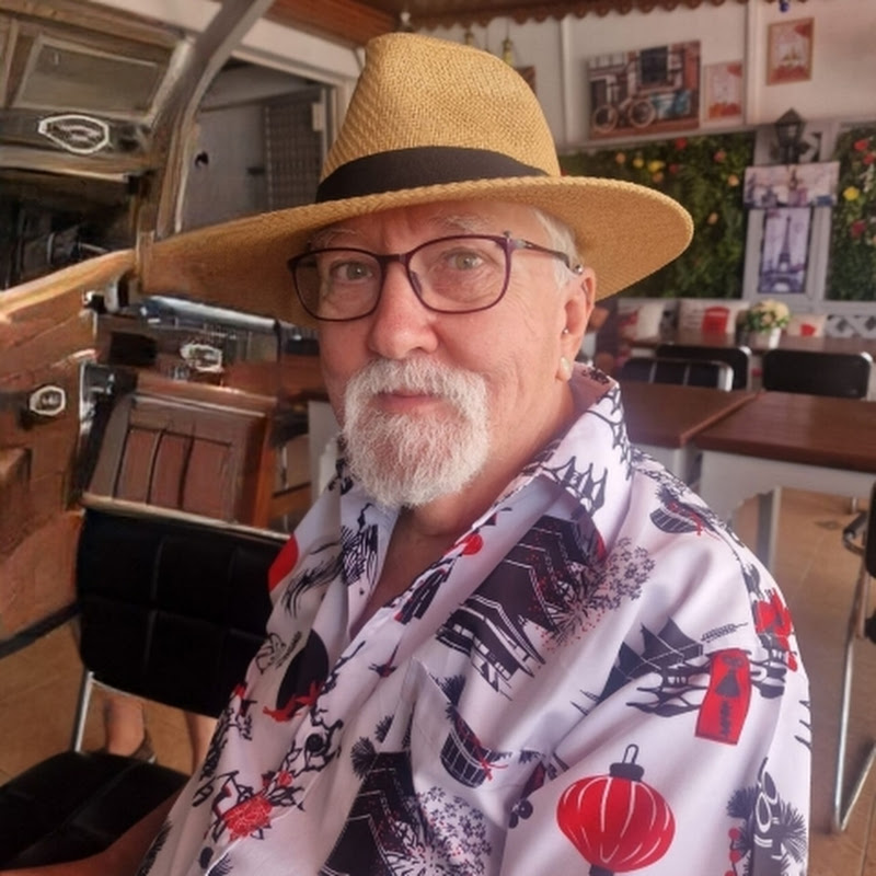 Eric Living in Hua Hin, Thailand