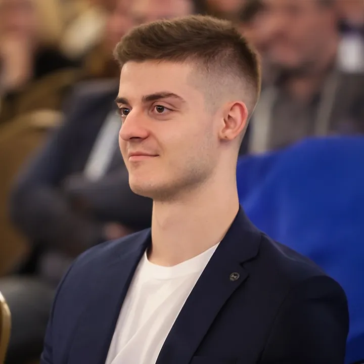 Giannis Vrouzos