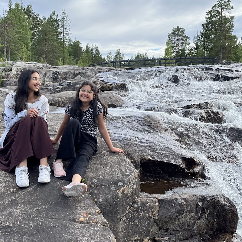 Sana Vlog Sweden