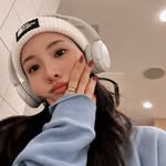 𝐴𝑟𝑖𝑠𝑎 𝐻𝑎𝑛𝑧𝑎𝑤𝑎