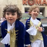 Twins Explore — Twin creators + family travel & STEM