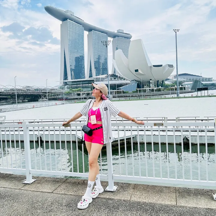 珍蘿絲🥰🌺🌸💐🛵