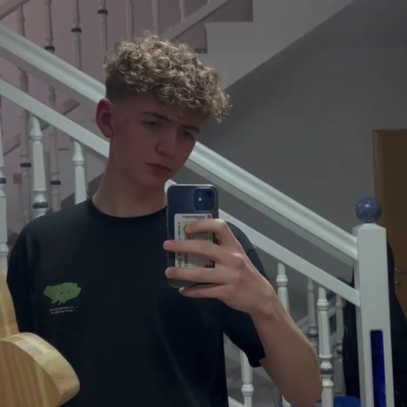azzan ASMR