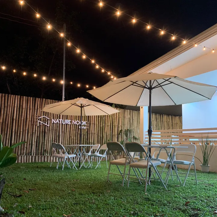 Nature Nook Cafe