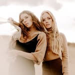 CASSANDRA & STEFANIE