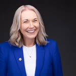 Angela Cummins