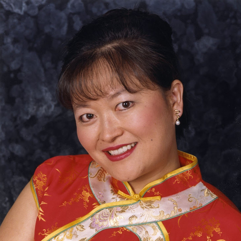 Lily Tang Williams