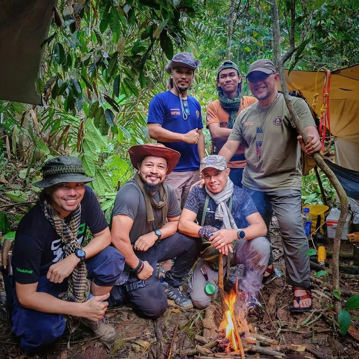 Rahim Bakau - Survivalist