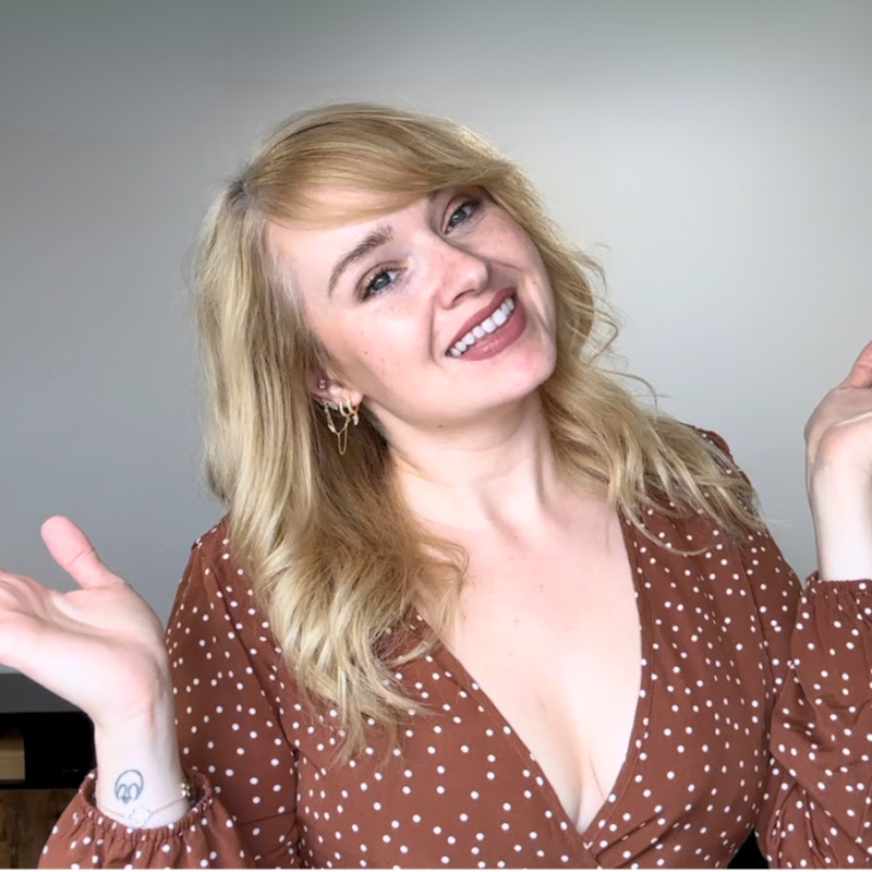 TheBlondeNiki