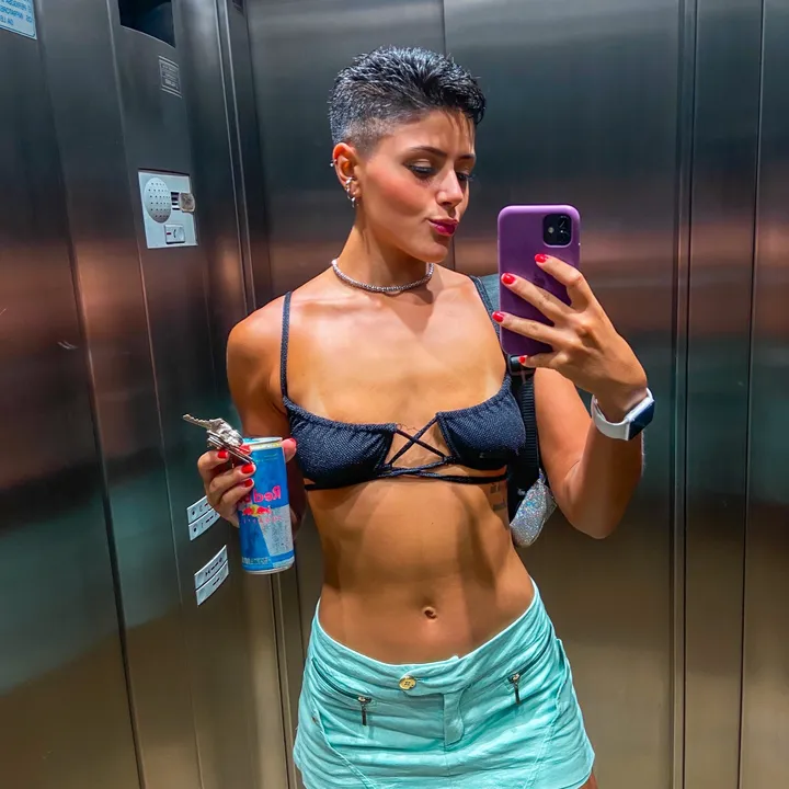 Bia Menescal