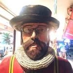 Elvis Yokohama Beefeater