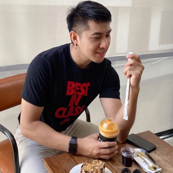 MONTREE TONGTUE(แพรวา !!)