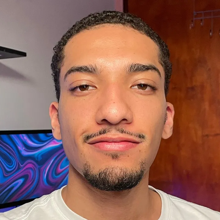 Júlio Code | Programador
