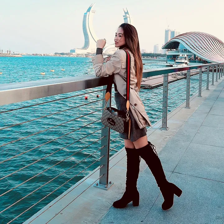 🌻 E N I A H X 🌻