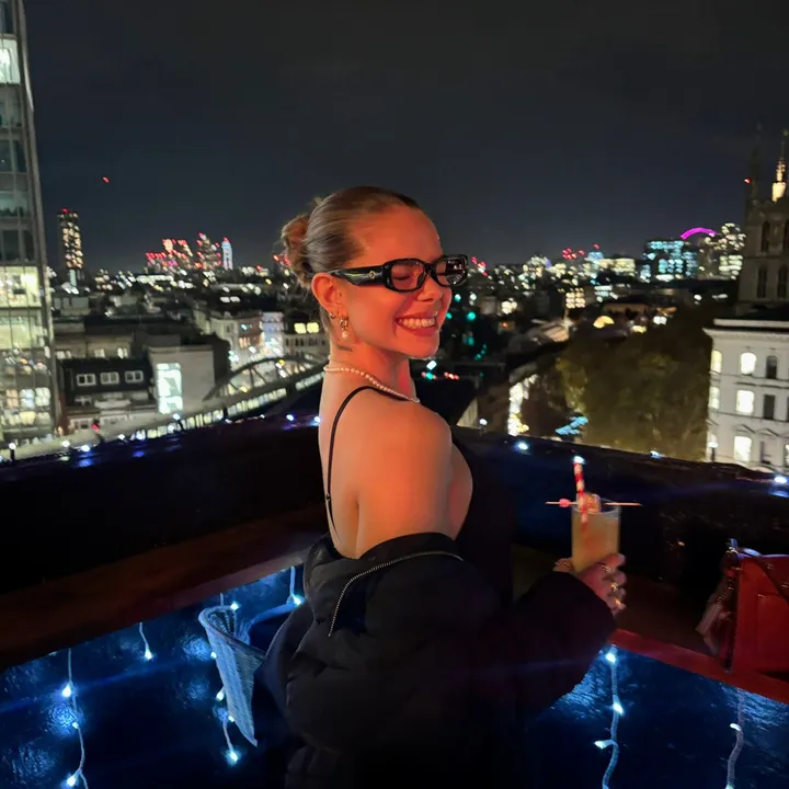 izzy hiersche🍫✨