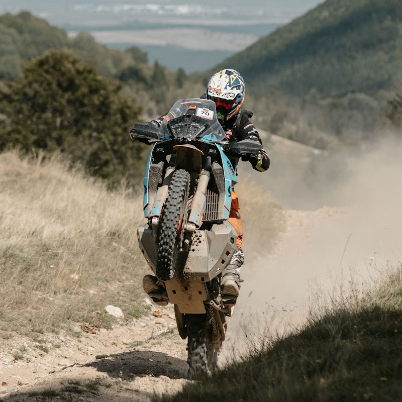 ADIQ ENDURO / ADV 