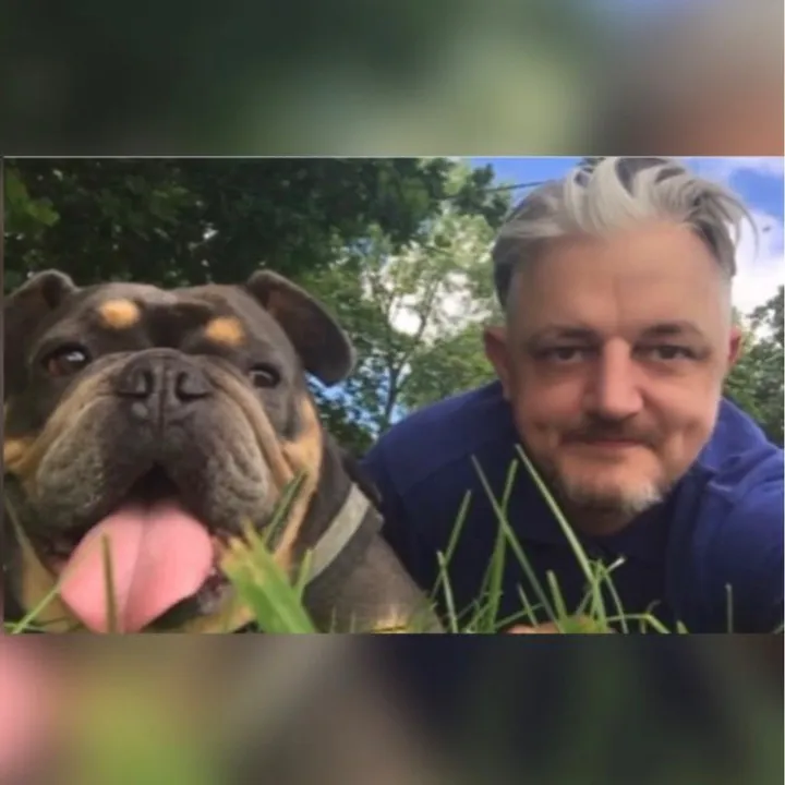 Simon & Spud The Bulldog