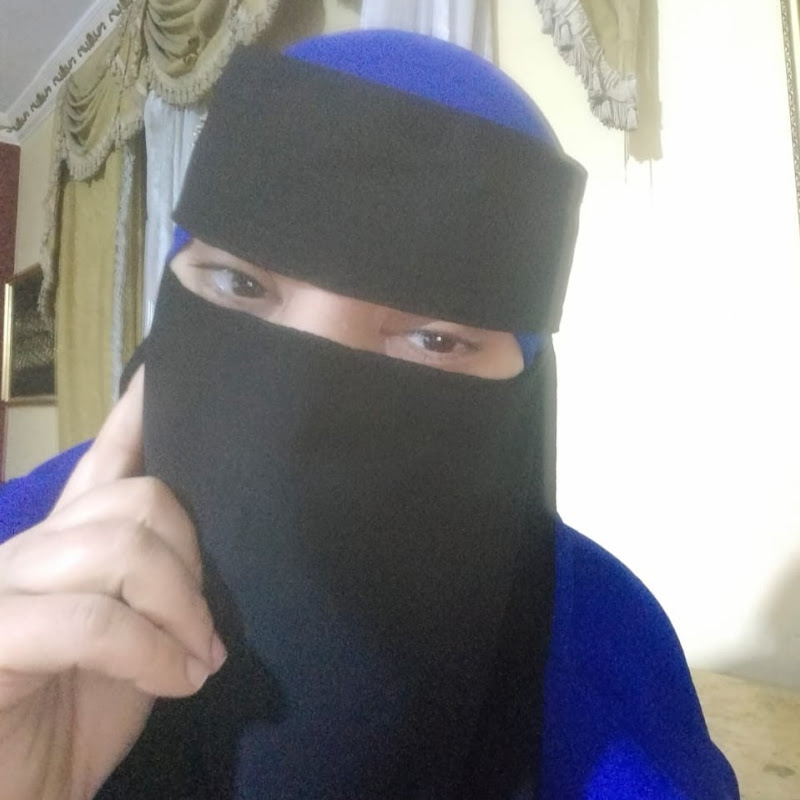 قصة وحكاية وترند
