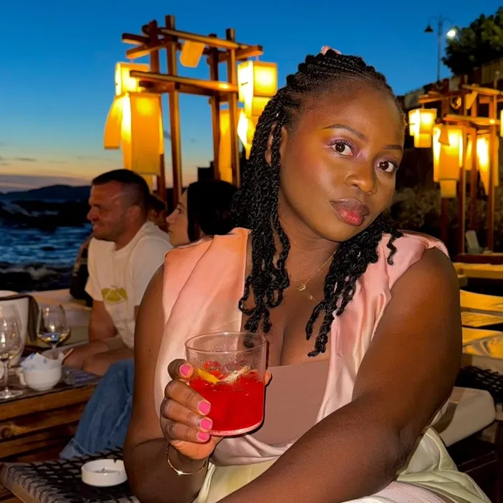 Sarah | creator in italy ✨