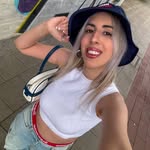 L. | Fashion, Sneakers & Lifestyle
