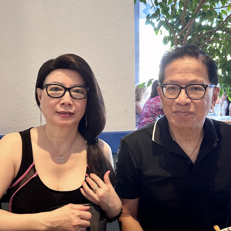 Kim Phạm Cuộc Sống Canada 