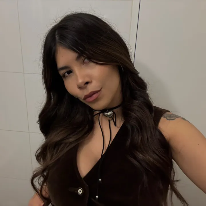 Karenina UGC- Creator