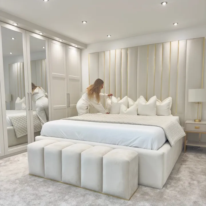 The Bedroom Centre 🥂
