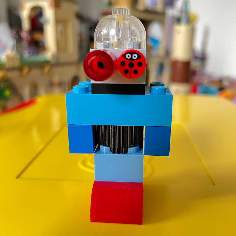 Lego Habitat