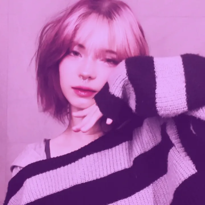 ·:*¨༺ 𝐈𝐬𝐬𝐢 ༻¨*:·.