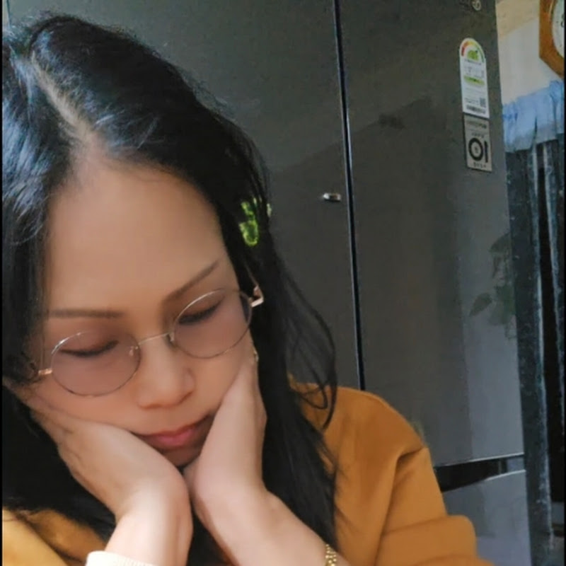 Nharin Lee