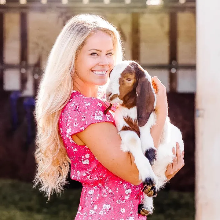 Christina ✨ Homesteading