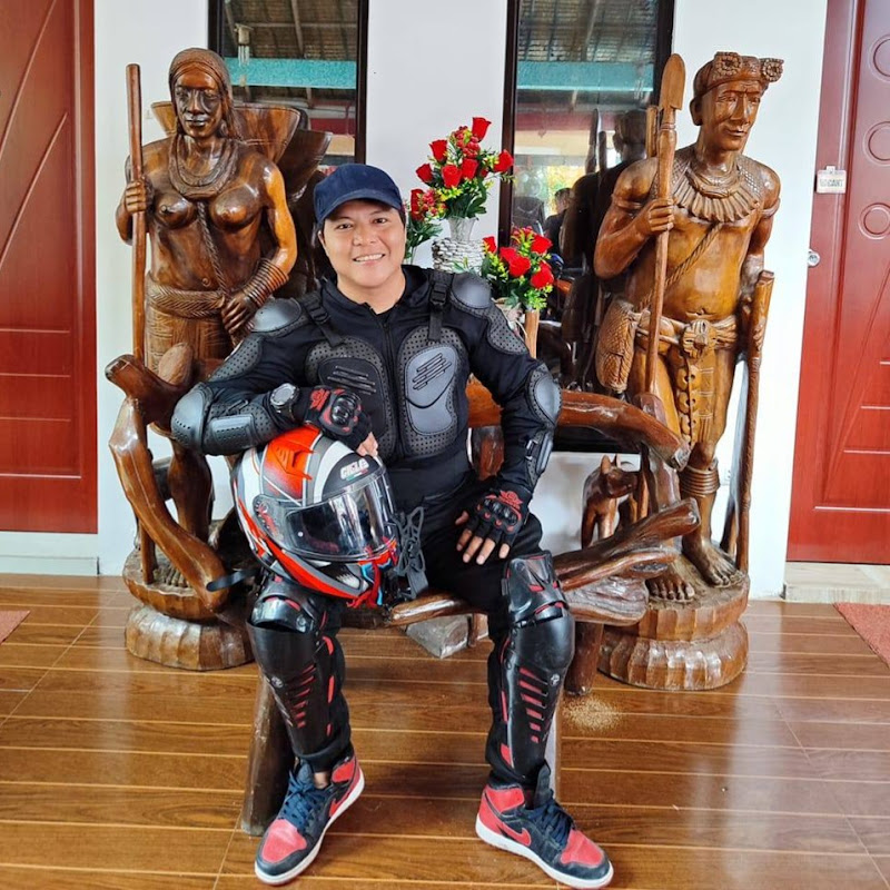 Raffy Rodriguez (Rhapskulit)