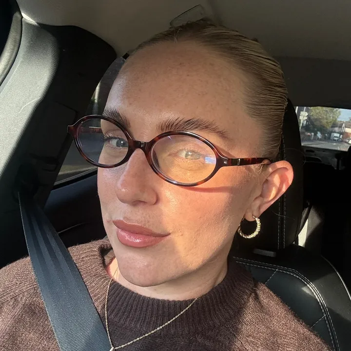 Georgia | Skin + Acne