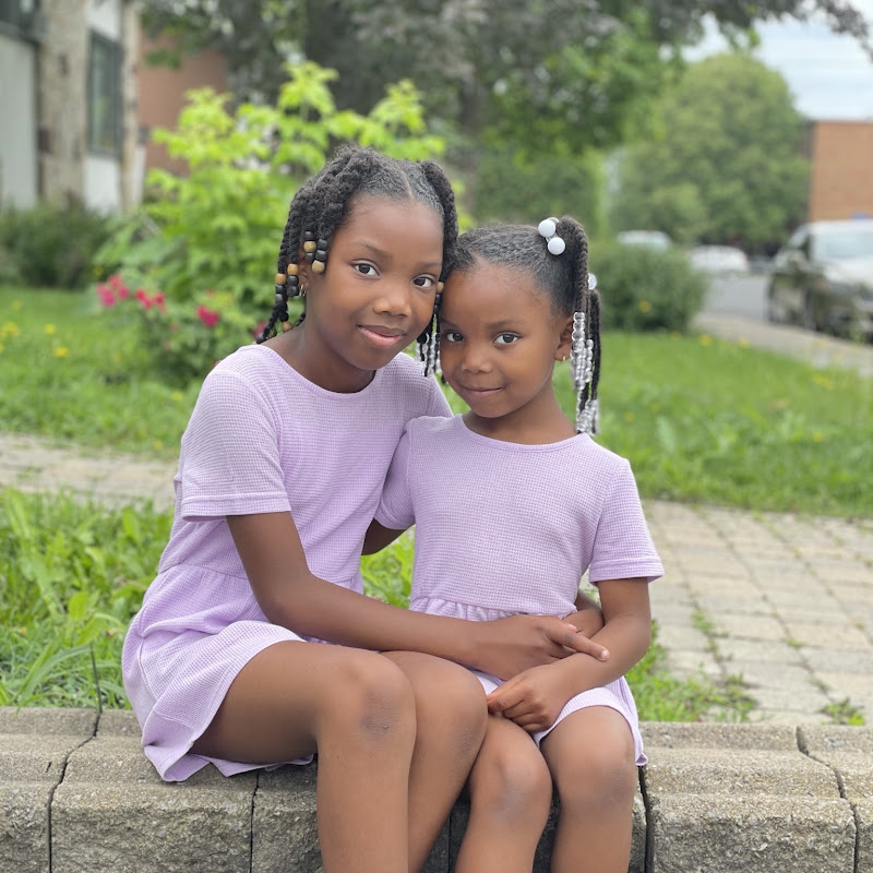 Koily Kurls: Kurly Kyra & Koily Kali