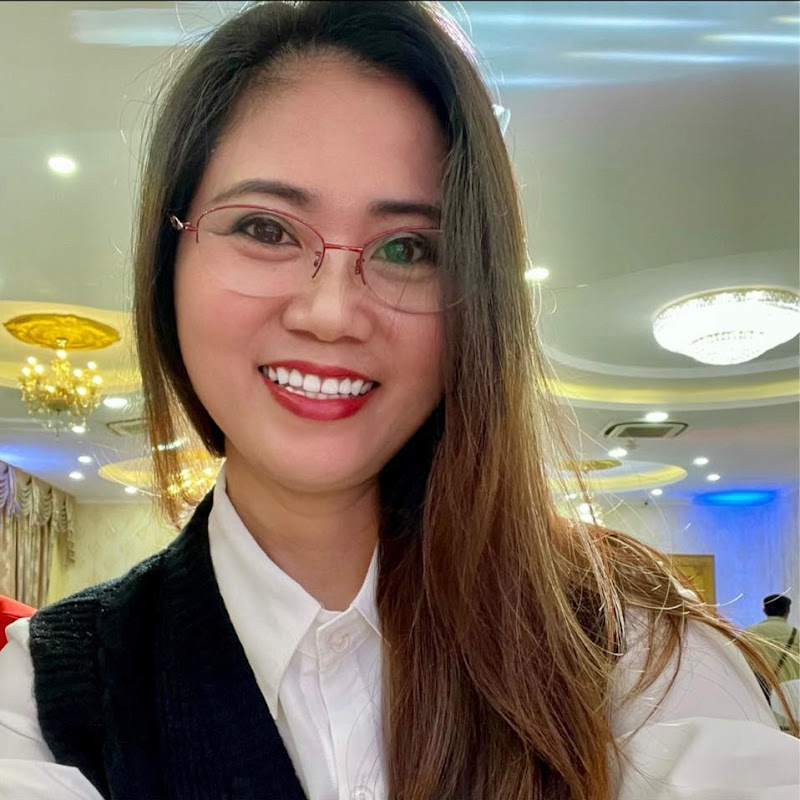 Phạm Hằng Yoga Trị Liệu