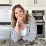 sarah collins • home decor + lifestyle